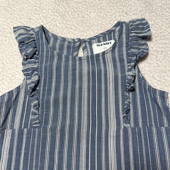 2 Girls Old Navy Summer Shirts, EUC, Size 6-7 - Picture 6 of 14